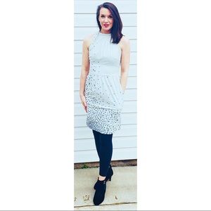 Shift dress. Cotton fabric, mock neck, sleeveless